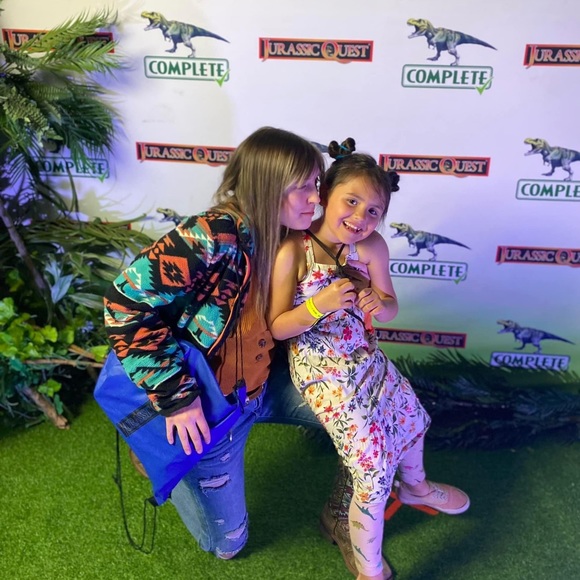 Meet your Posher, Emily - Picture 7 of 13